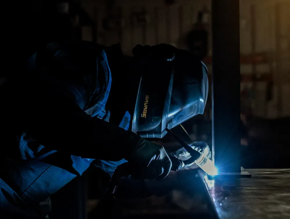 Spawanie aluminium TIG - precyzyjna spoina na konstrukcji aluminiowej Mapalu